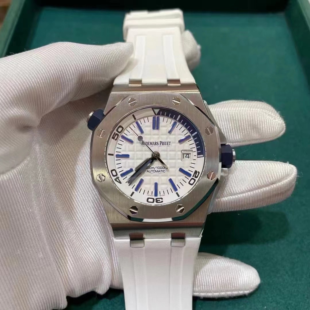 Audemars Piguet Collection Item — GEM-000000000072
