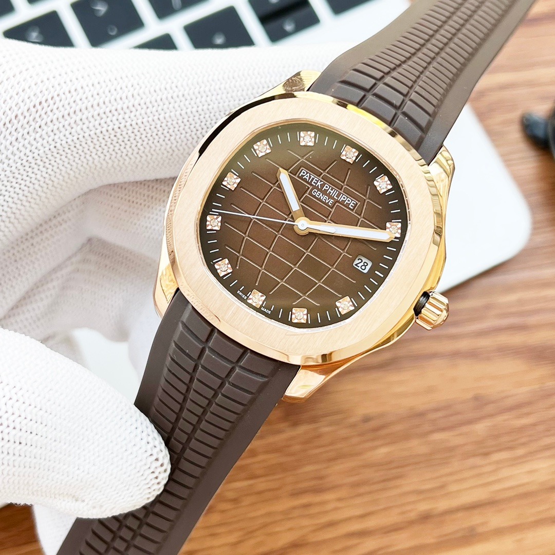 Patek Philippe Calatrava Series Ref. 5226G