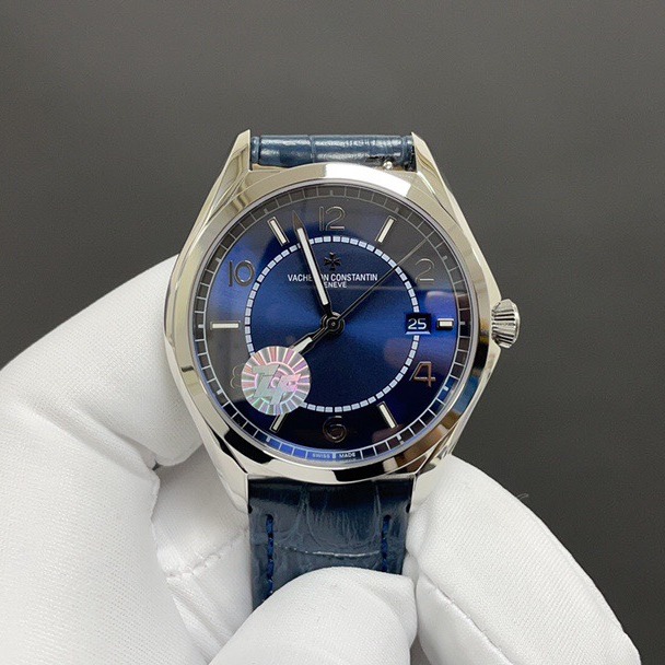 Vacheron Constantin Overseas Blue Dial 4500V