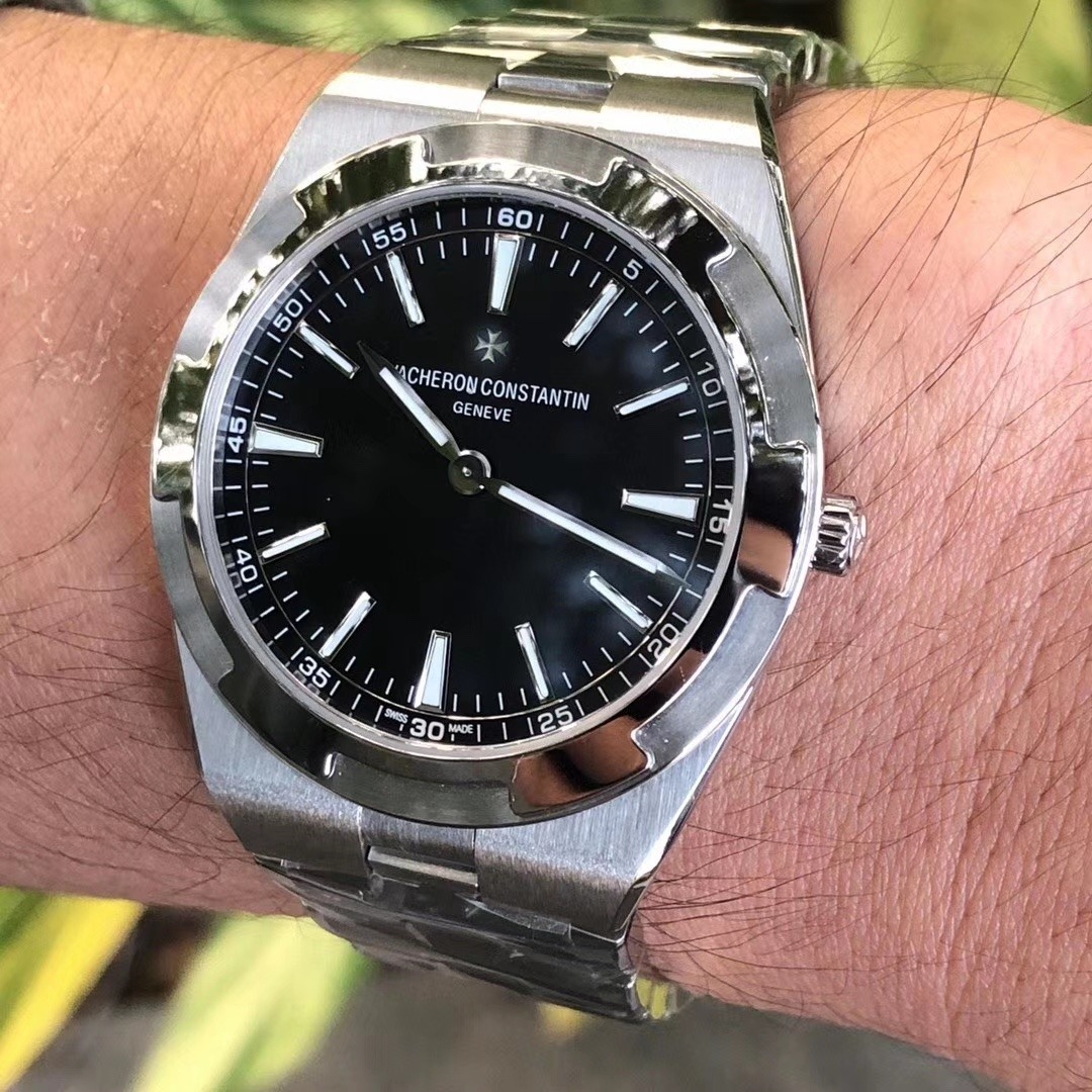 Vacheron Constantin Overseas Black Dial 4500V