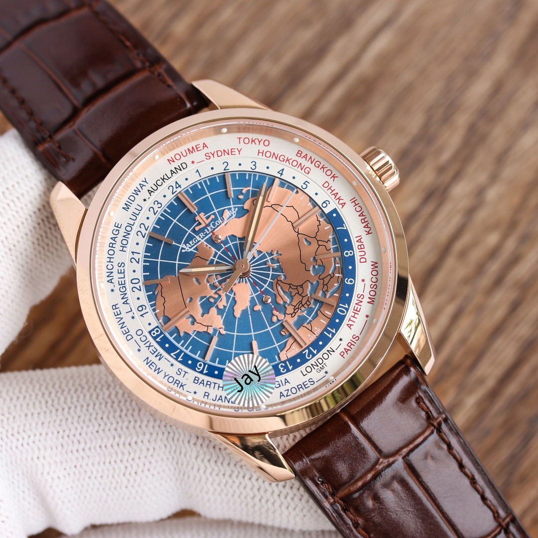 Jaeger-LeCoultre Timepiece in Grey or Gold